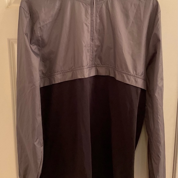 Under Armour Sports Style 1/2 Zip Jacket - NWT - Size Large - Picture 3 of 11